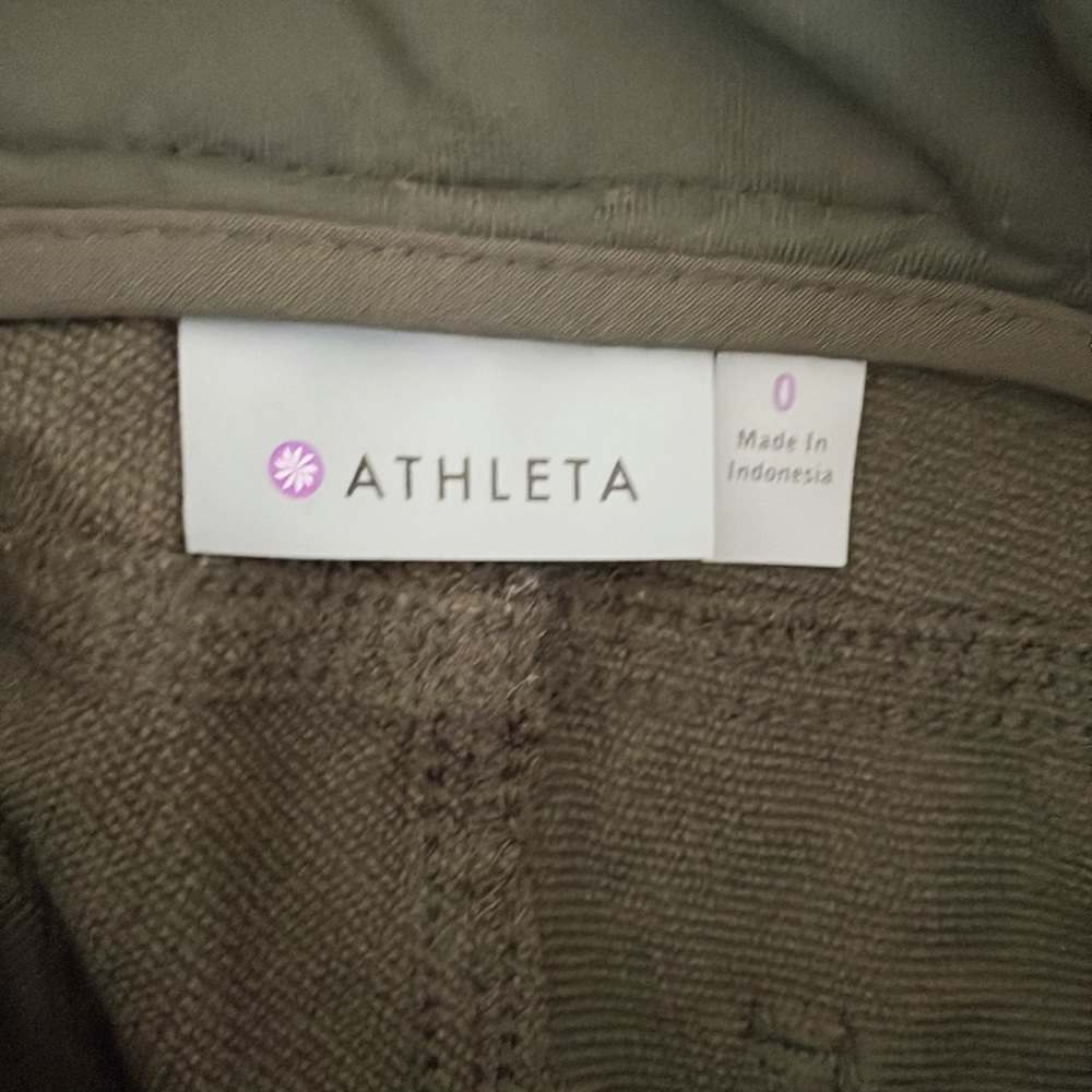Athleta‎ Wander Trek Tech Softshell Green Pants - Picture 12 of 13